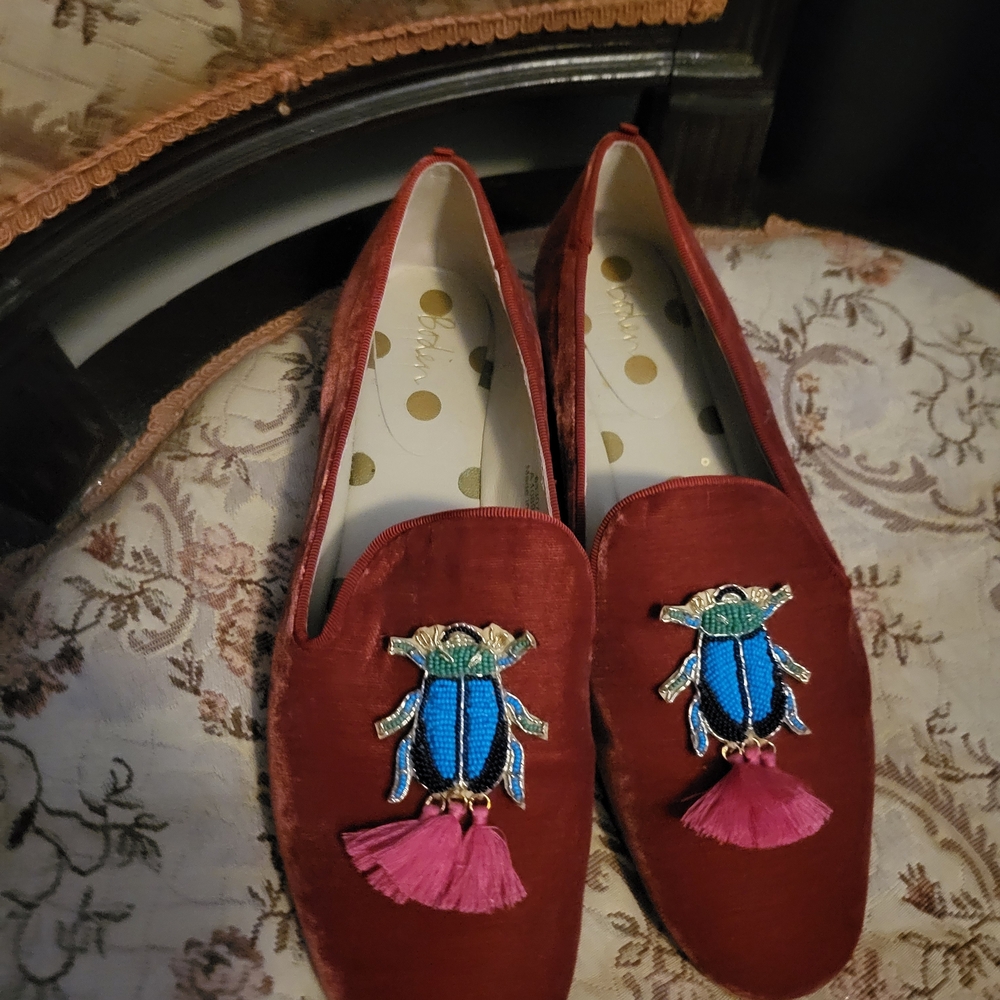 Classy Boden Red Velvet Loafers with Embroidery